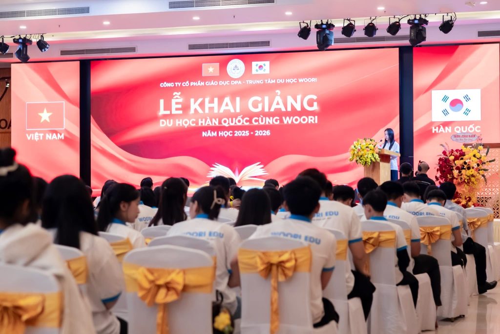 LỄ KHAI GIẢNG WOORI K31 NĂM HỌC 2025 – 2026 ĐÃ DIỄN RA THÀNH CÔNG RỰC RỠ 16 IMG 4233