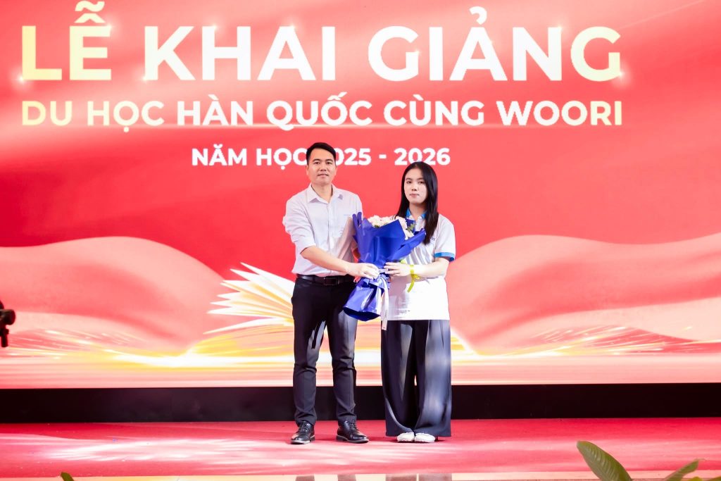 LỄ KHAI GIẢNG WOORI K31 NĂM HỌC 2025 – 2026 ĐÃ DIỄN RA THÀNH CÔNG RỰC RỠ 24 IMG 4245