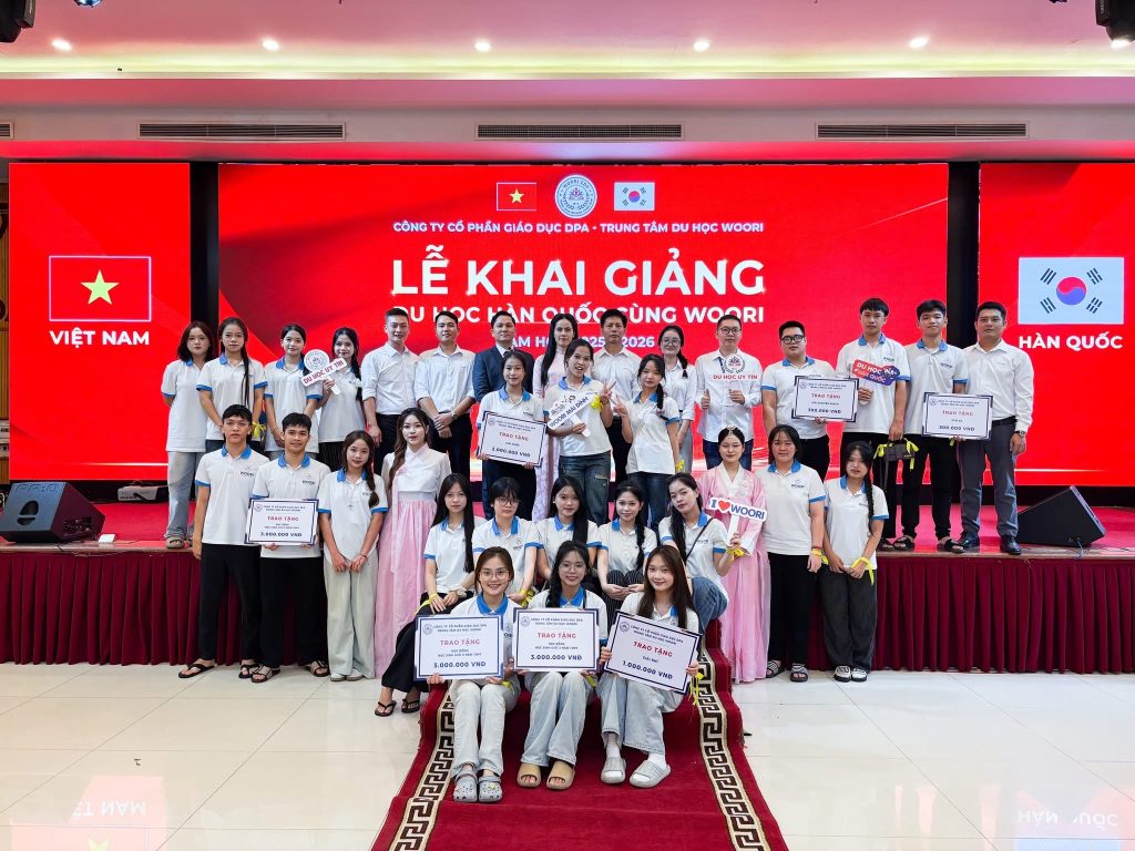 LỄ KHAI GIẢNG WOORI K31 NĂM HỌC 2025 – 2026 ĐÃ DIỄN RA THÀNH CÔNG RỰC RỠ 25 IMG 4246